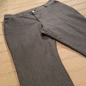 Lee pants, black tweed pattern, relaxed fit, 16S